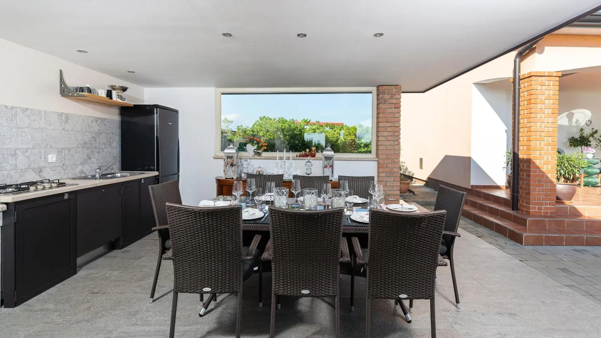 Beautiful Villa Sveta Anna With Jacuzzi In Tinjan
